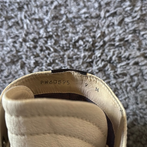 Stuart Weitzman - Zipit Leather Hightop Sneakers - Picture 6 of 7